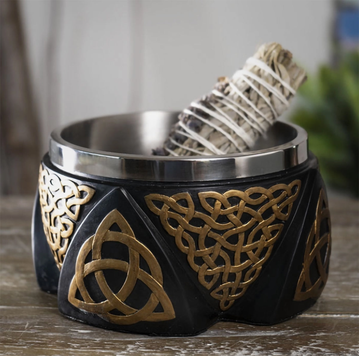 Triquetra Ritual Bowl | Cold Cast Resin | Spiritual Altar Decor